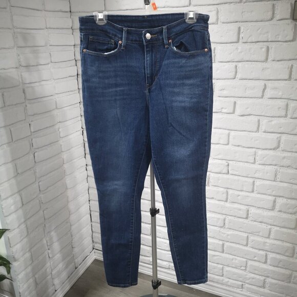 Signature by Levi Strauss Ladies Size 30/30 Medium Wash Skinny Jeans - Picture 1 of 14